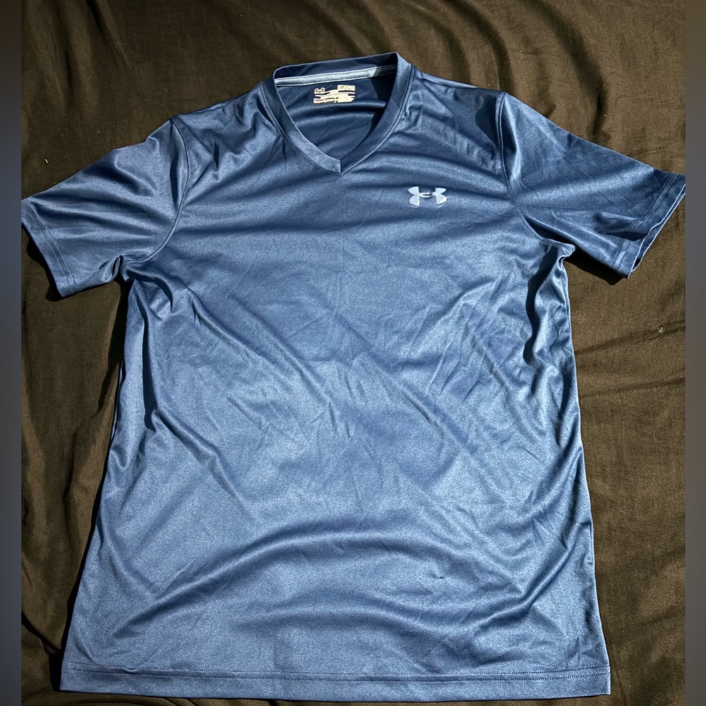 Under Armour Men's V-Neck